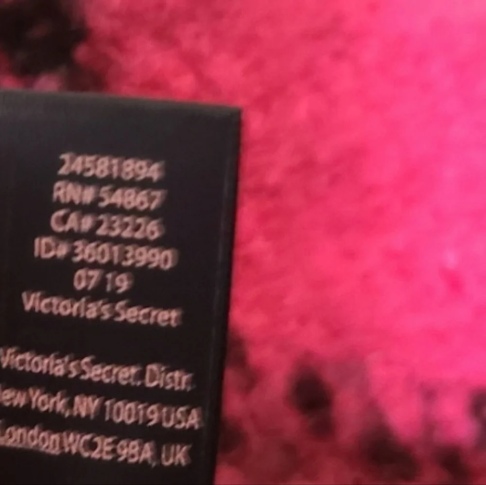 Victoria's Secret Hot Pink Black Buffalo Plaid Soft Knit Fringe Scarf Embroidery